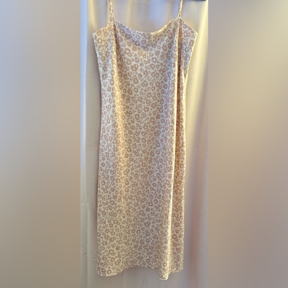 A New Day Women’s Spaghetti Strap Cream & Brown Floral Apron Slip Dress; Size M